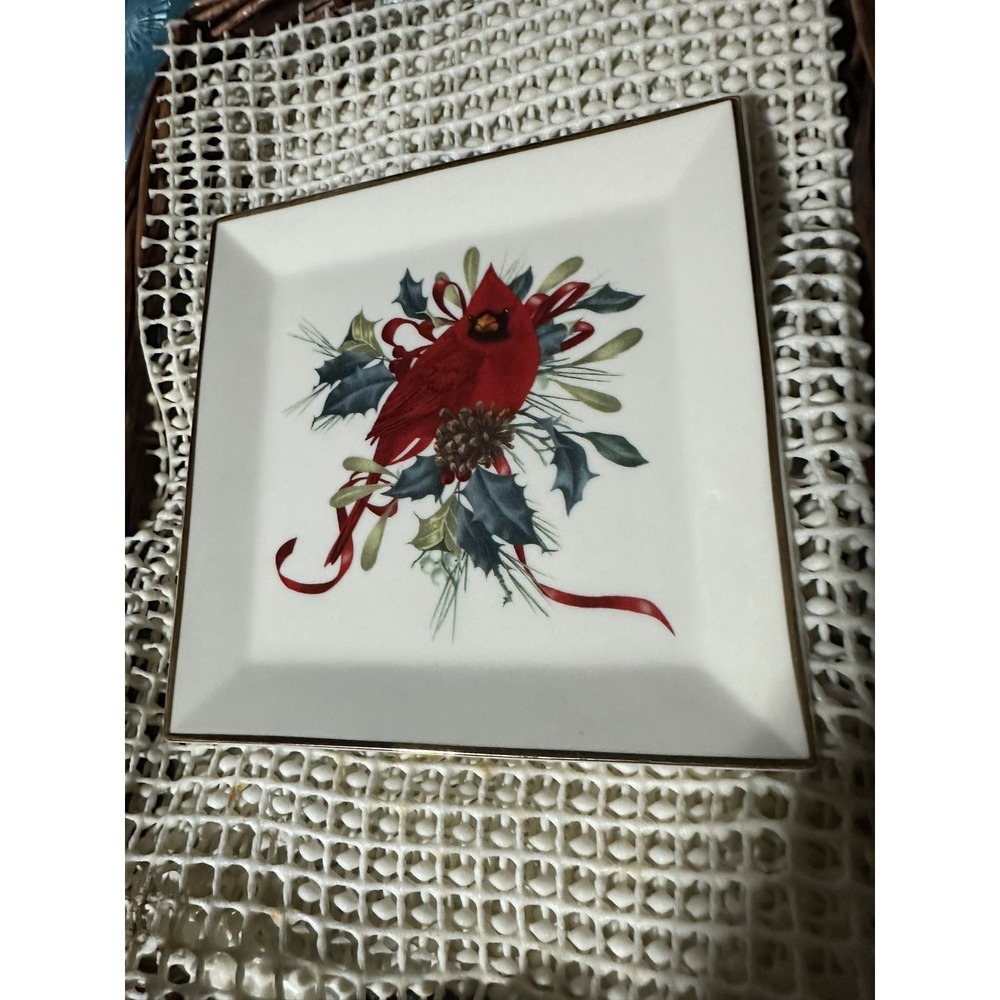 Lenox - Catherine McClung - WINTER GREETINGS - 6" SQUARE DISH ***NO BOX***